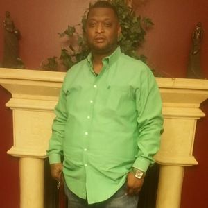 Meet your Posher, Kenneth